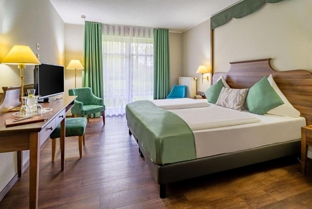 Schlosshotel Althoernitz Бертсдорф Экстерьер фото