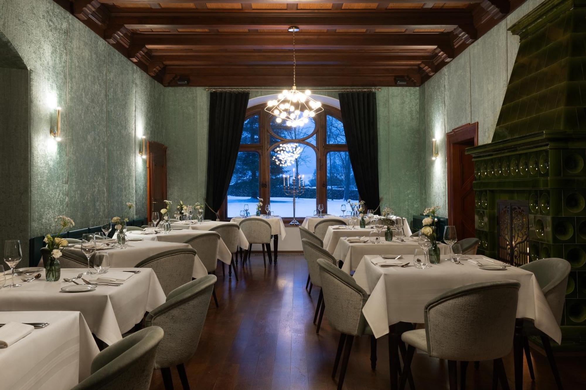 Schlosshotel Althoernitz Бертсдорф Экстерьер фото