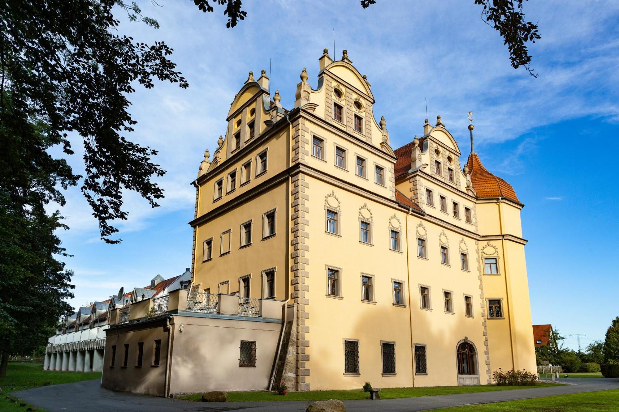 Schlosshotel Althoernitz Бертсдорф Экстерьер фото