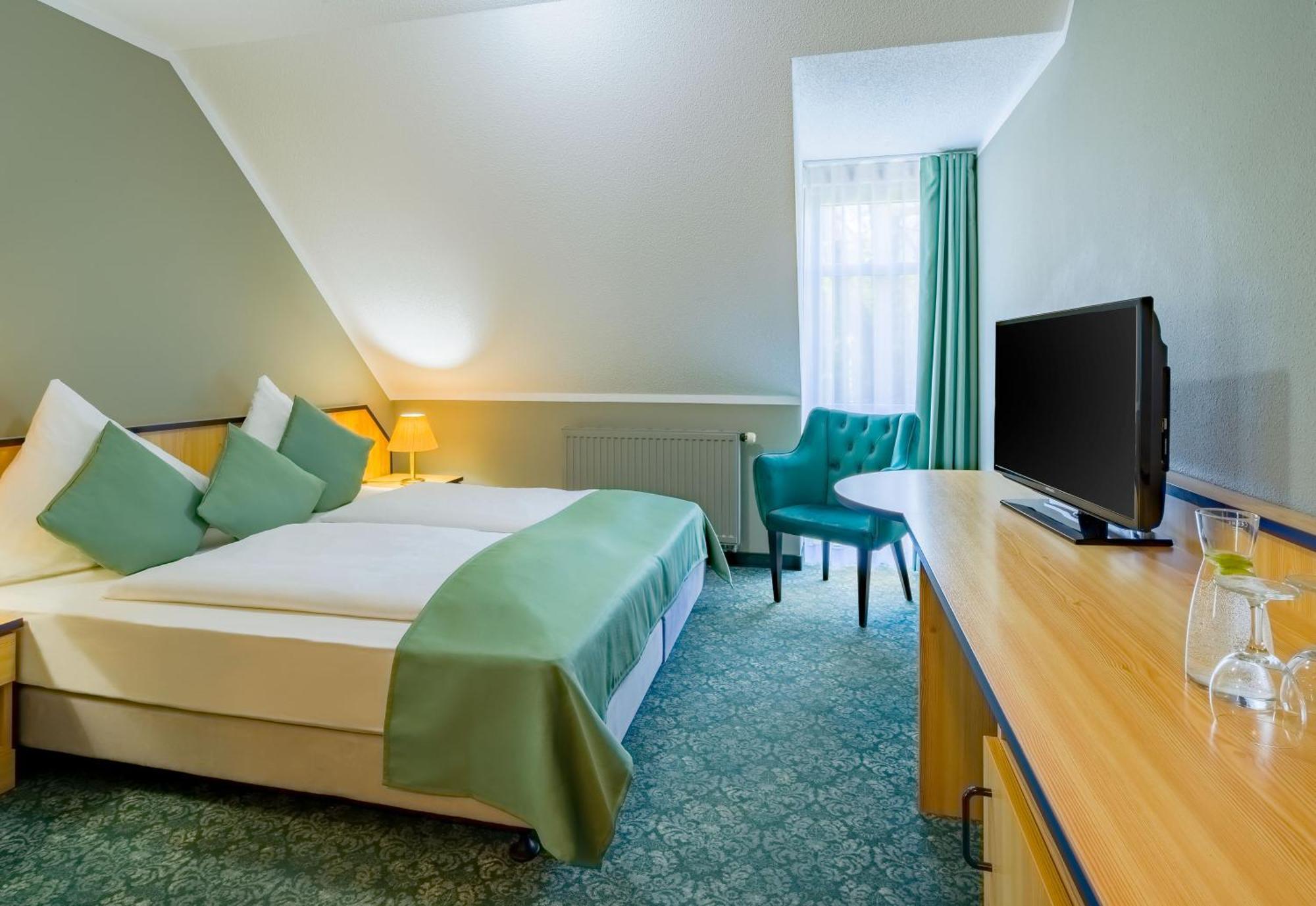 Schlosshotel Althoernitz Бертсдорф Экстерьер фото