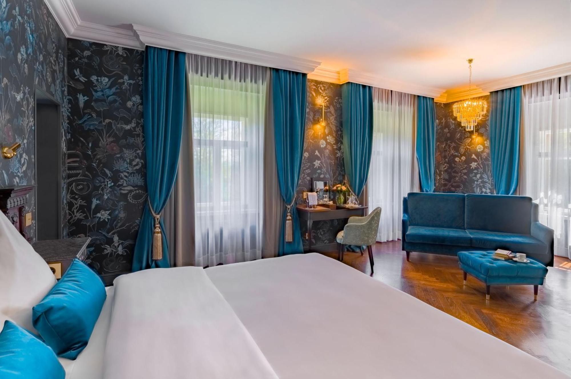 Schlosshotel Althoernitz Бертсдорф Экстерьер фото